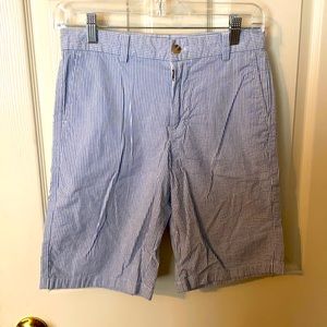 Vineyard Vines! Boys seersucker shirts - blue/white striped - size 14